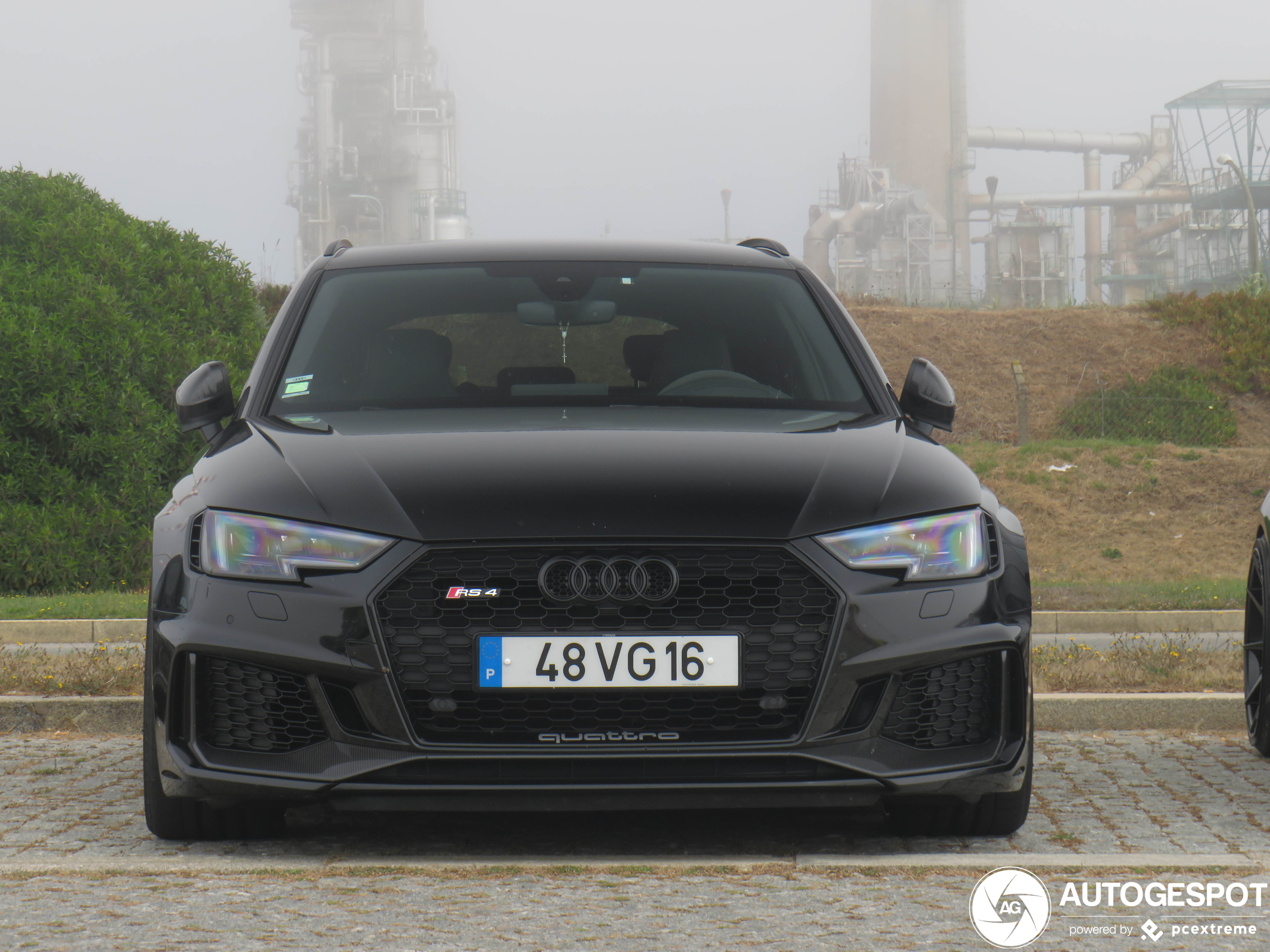 Audi RS4 Avant B9