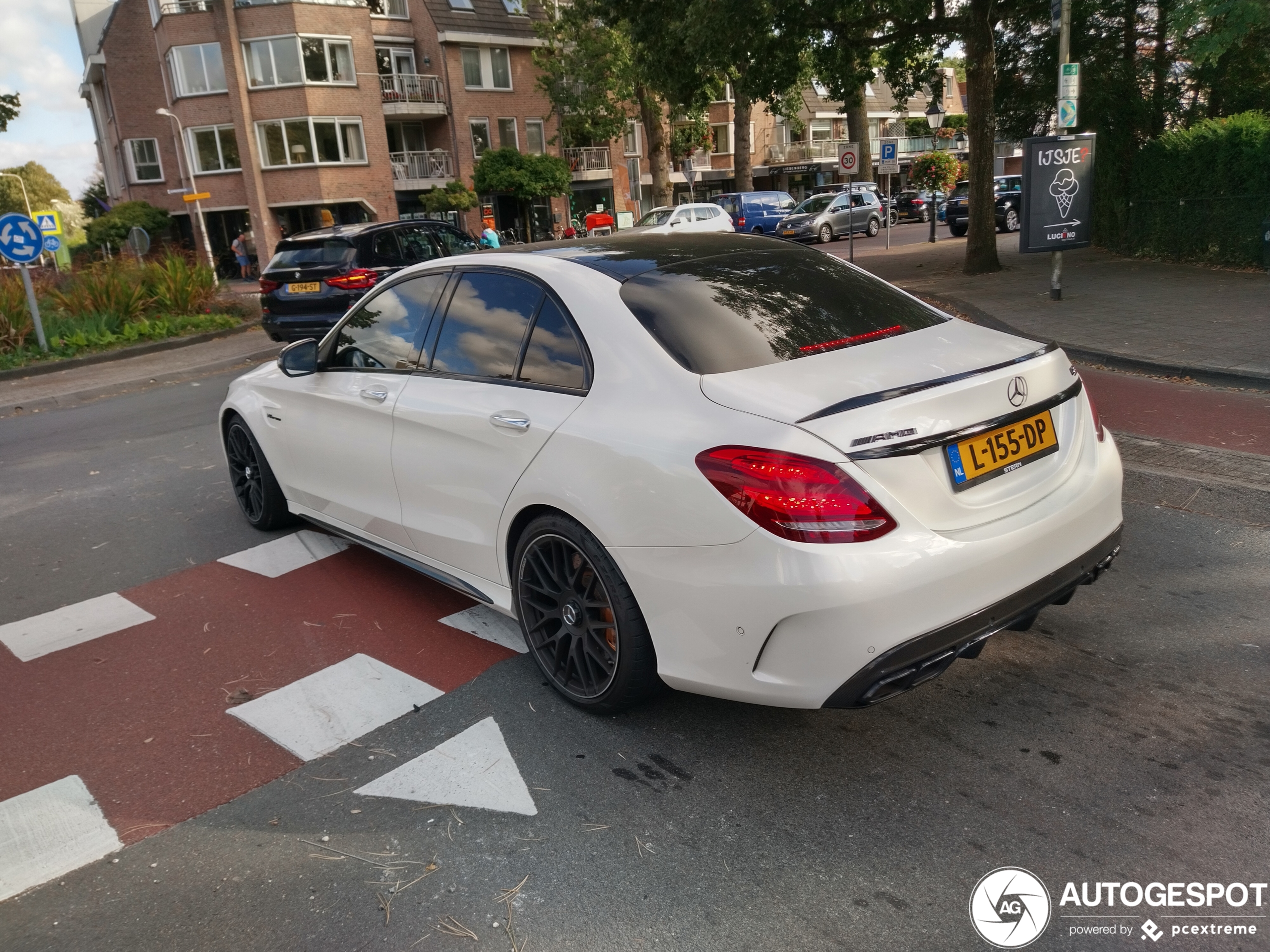 Mercedes-AMG C 63 S W205