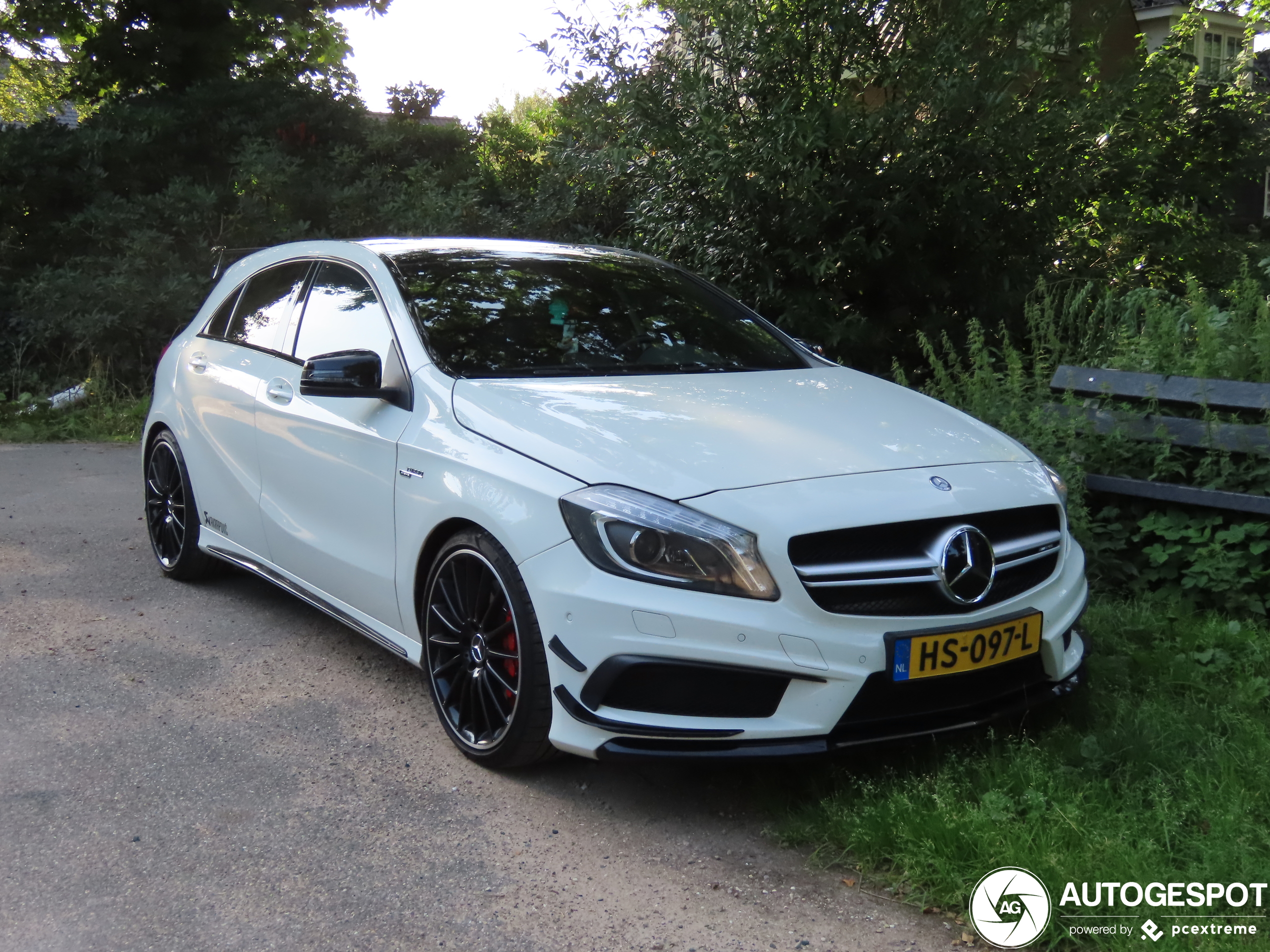 Mercedes-Benz A 45 AMG