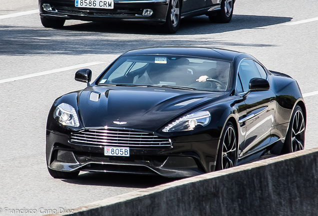 Aston Martin Vanquish 2013