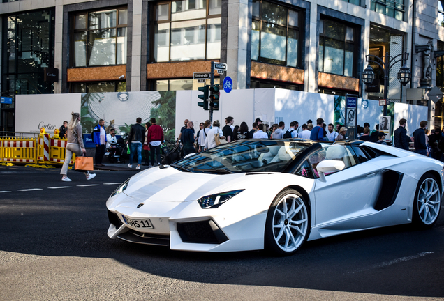 Lamborghini Aventador LP700-4 Roadster