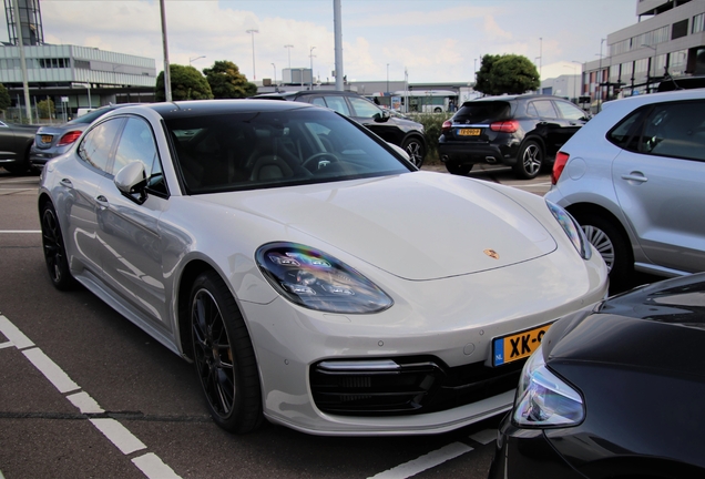 Porsche 971 Panamera Turbo S E-Hybrid