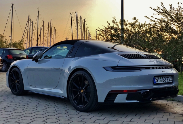 Porsche 992 Targa 4S