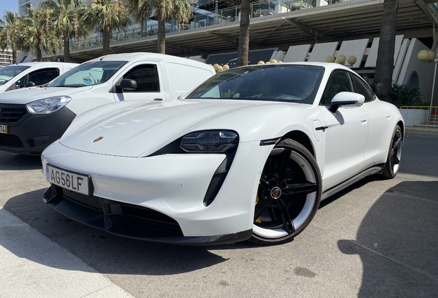 Porsche Taycan Turbo S