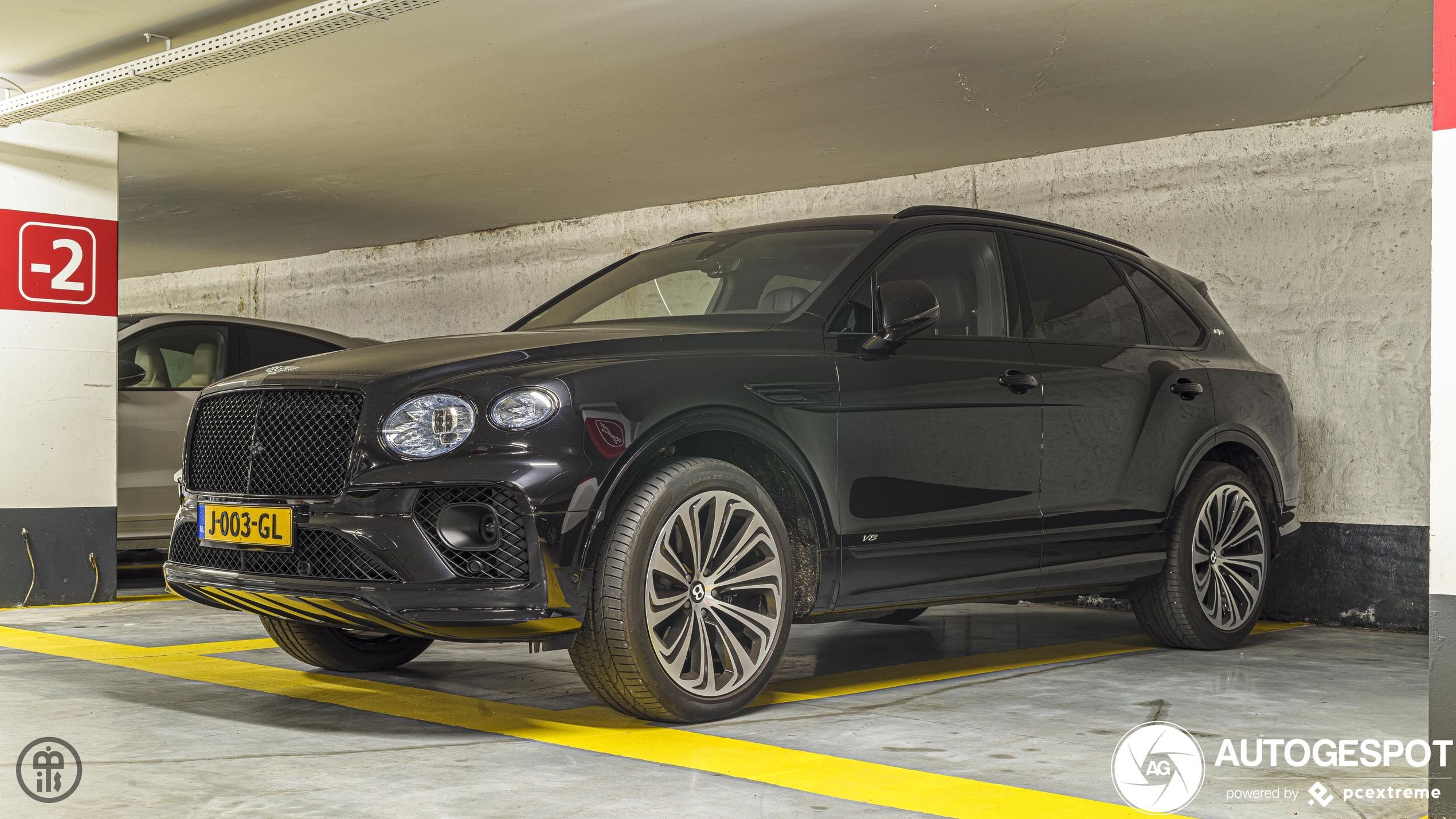 Bentley Bentayga V8 2021 First Edition