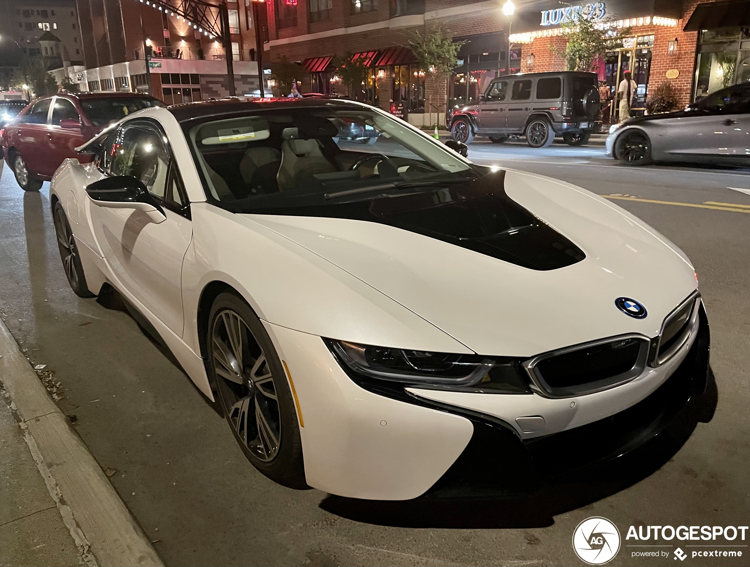 BMW i8