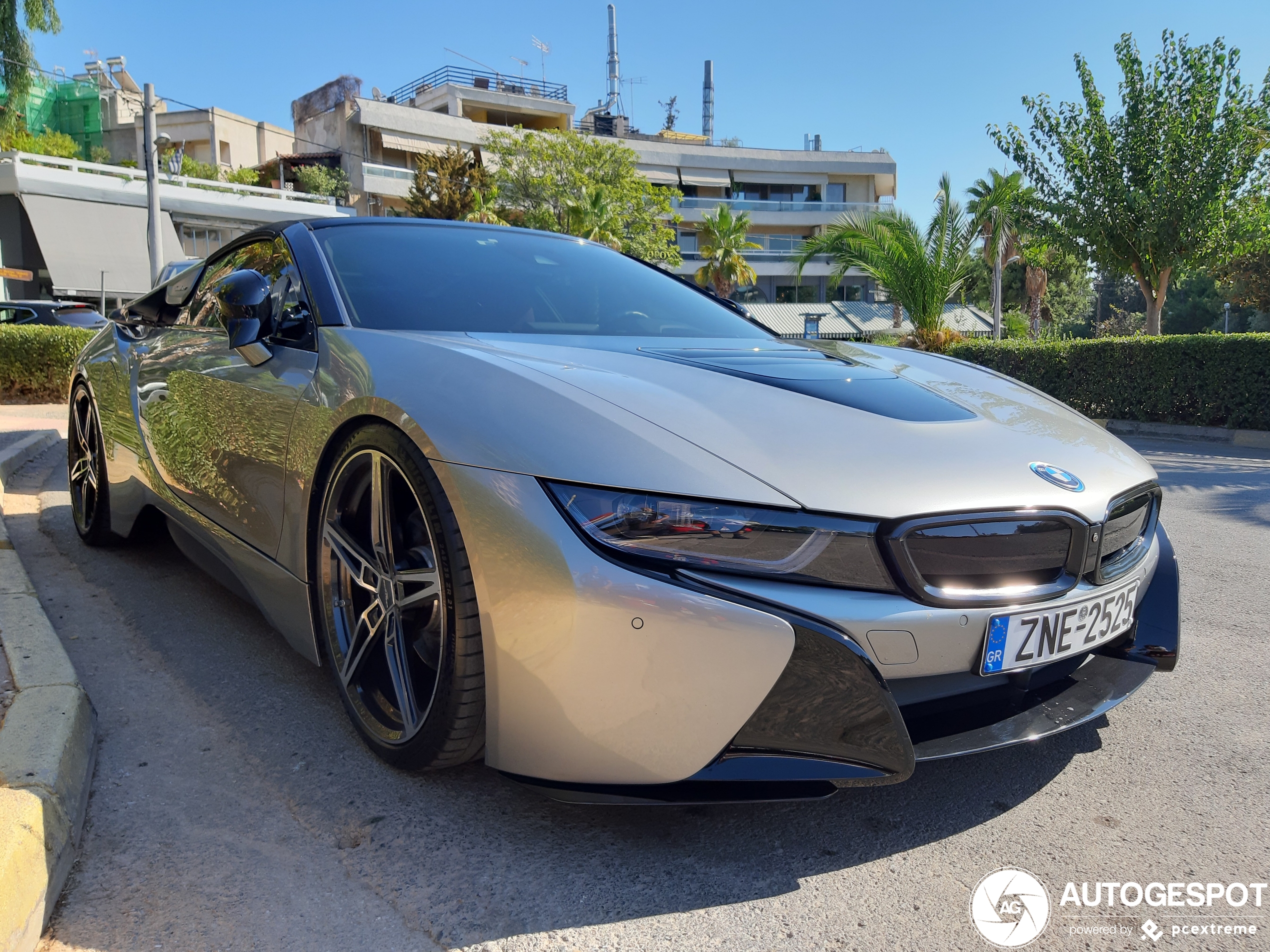 BMW i8 Roadster