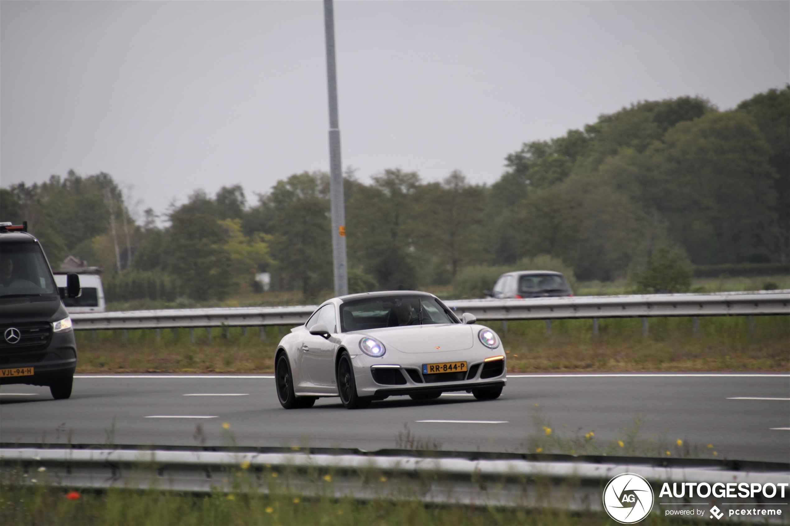 Porsche 991 Carrera 4 GTS MkII