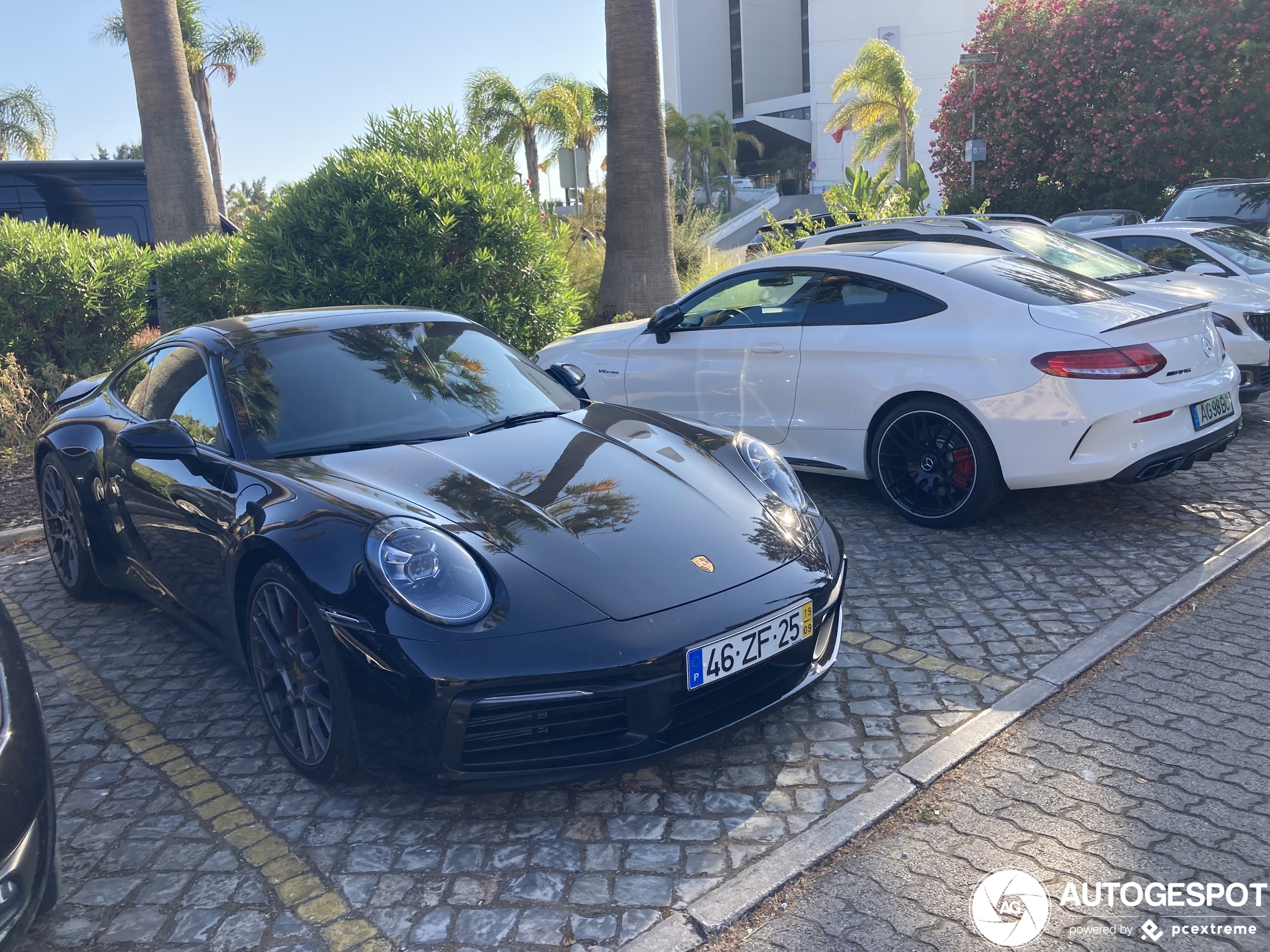 Porsche 992 Carrera 4S