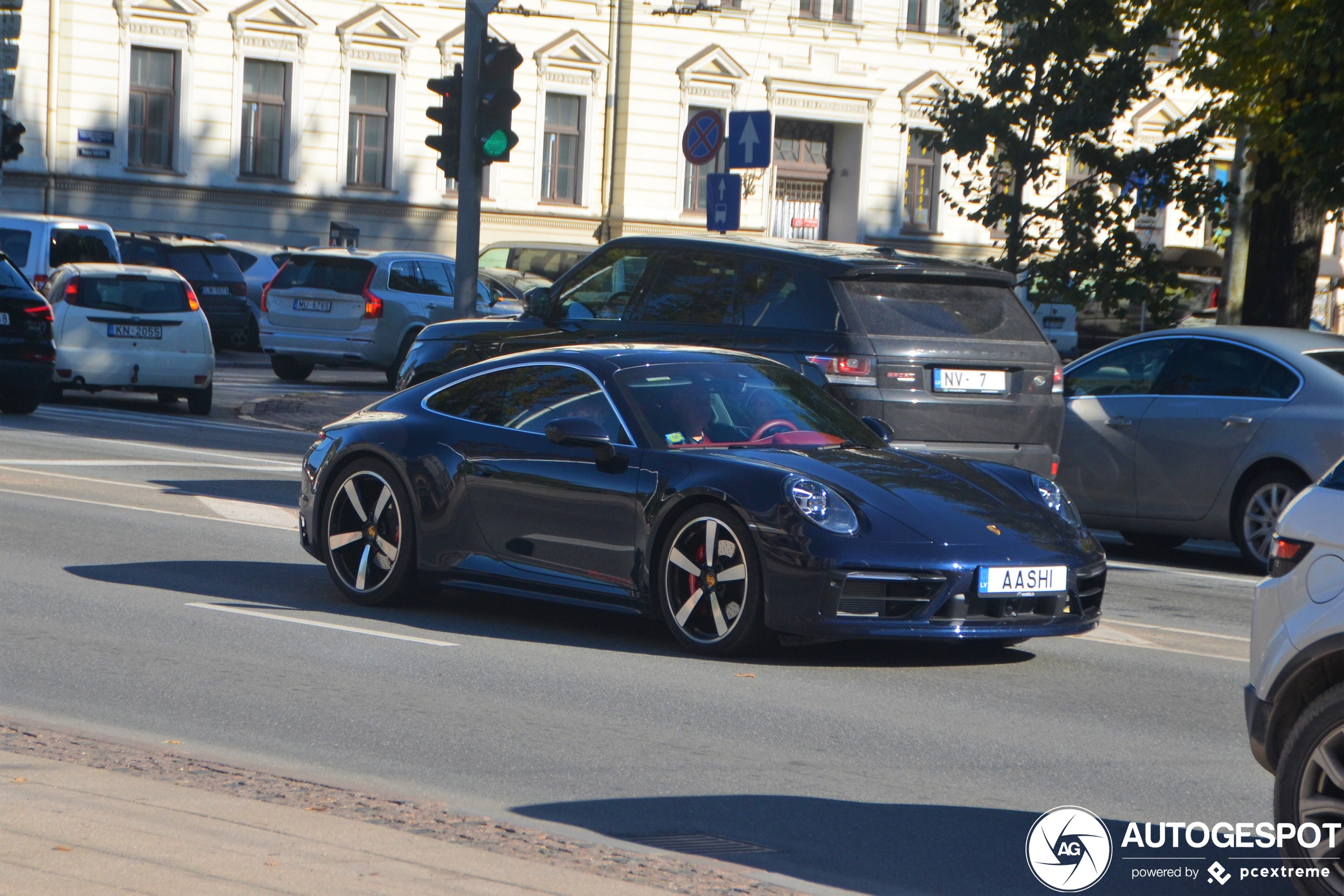 Porsche 992 Carrera 4S