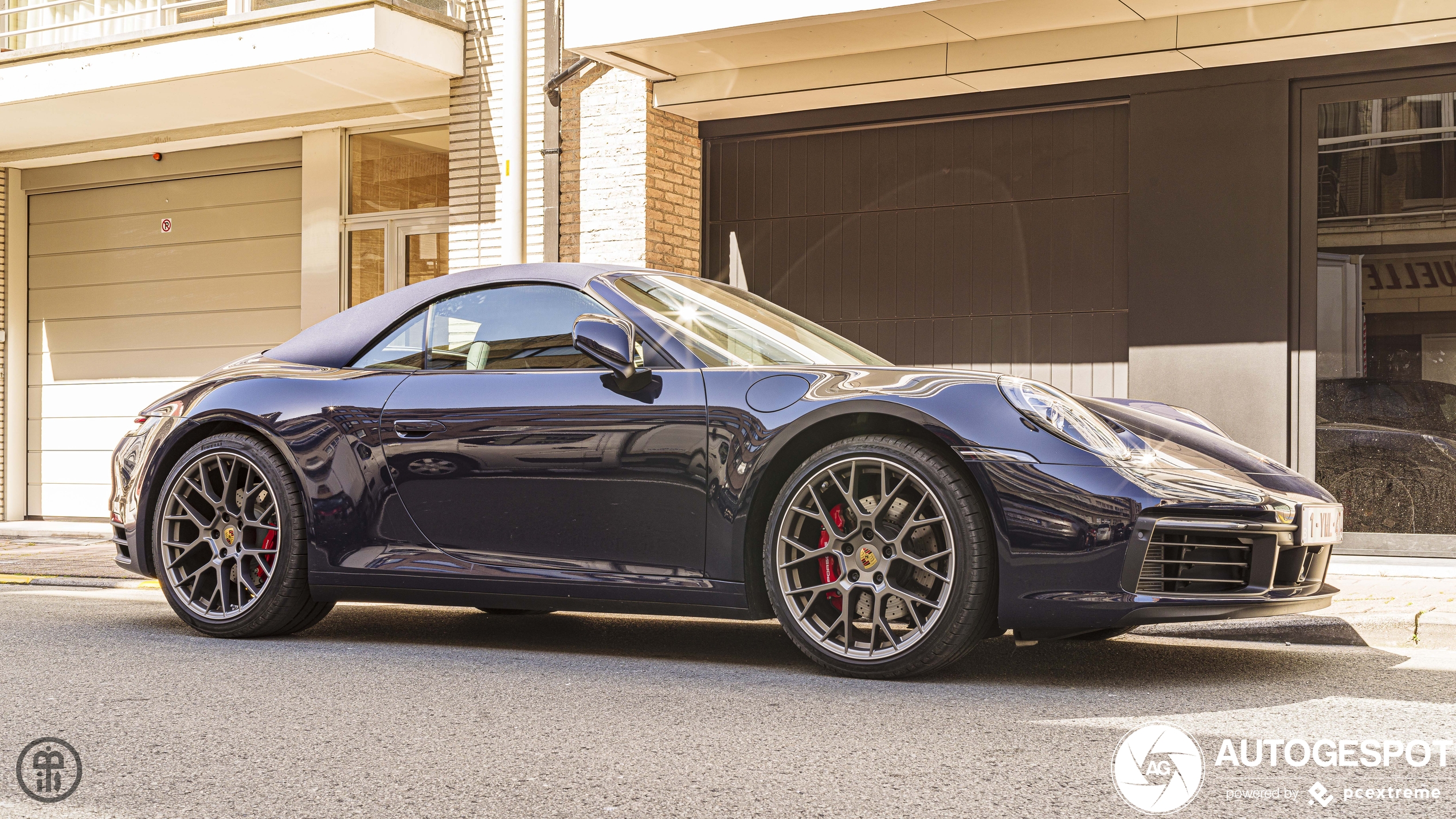 Porsche 992 Carrera 4S Cabriolet