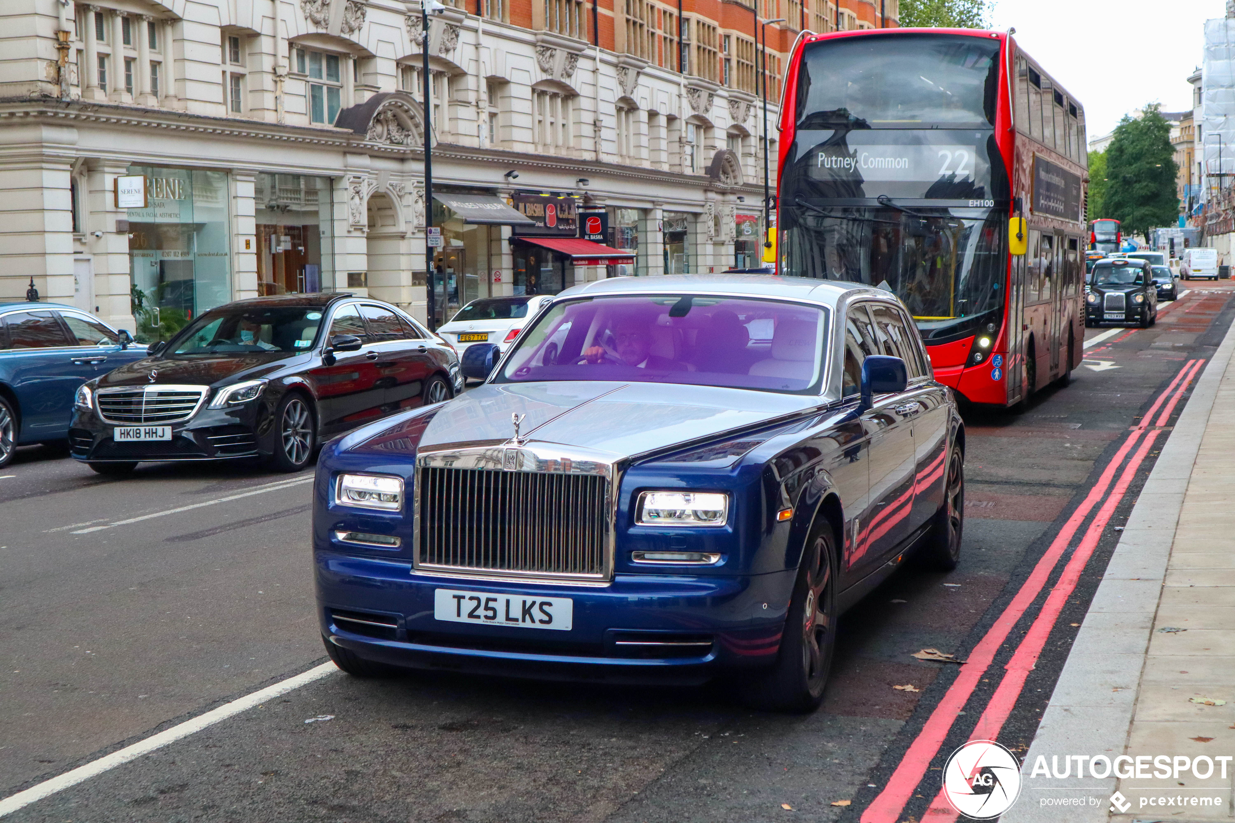 Rolls-Royce Phantom EWB Series II