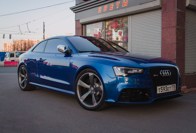 Audi RS5 B8 2012