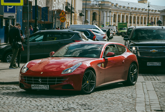 Ferrari FF