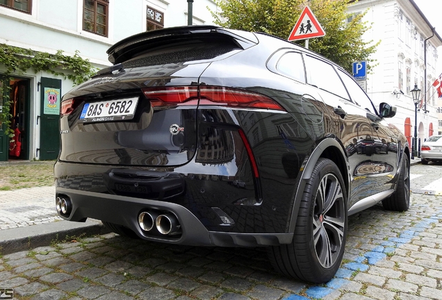 Jaguar F-PACE SVR 2021