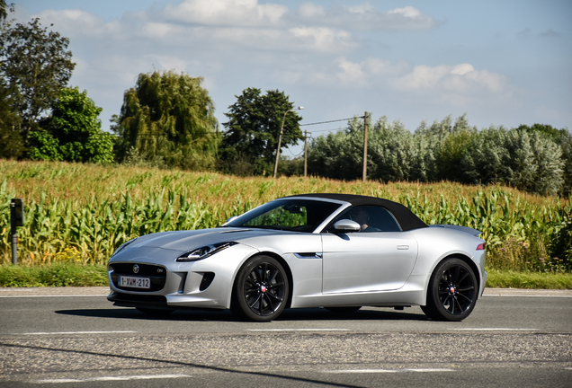 Jaguar F-TYPE S Convertible