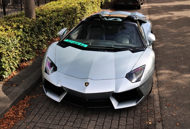 Lamborghini Aventador LP700-4 Roadster