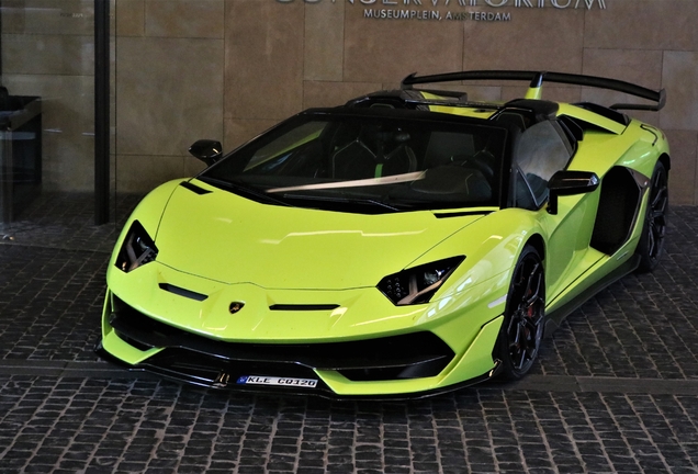 Lamborghini Aventador LP770-4 SVJ Roadster