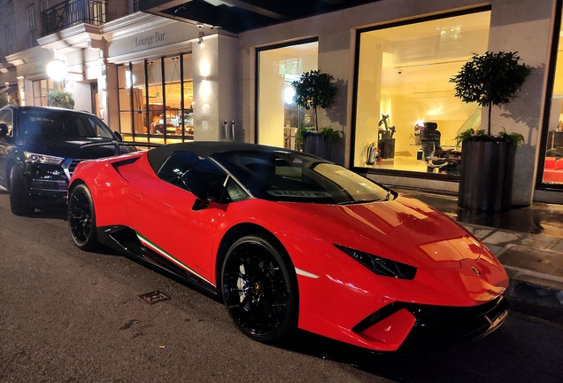 Lamborghini Huracán LP640-4 Performante Spyder