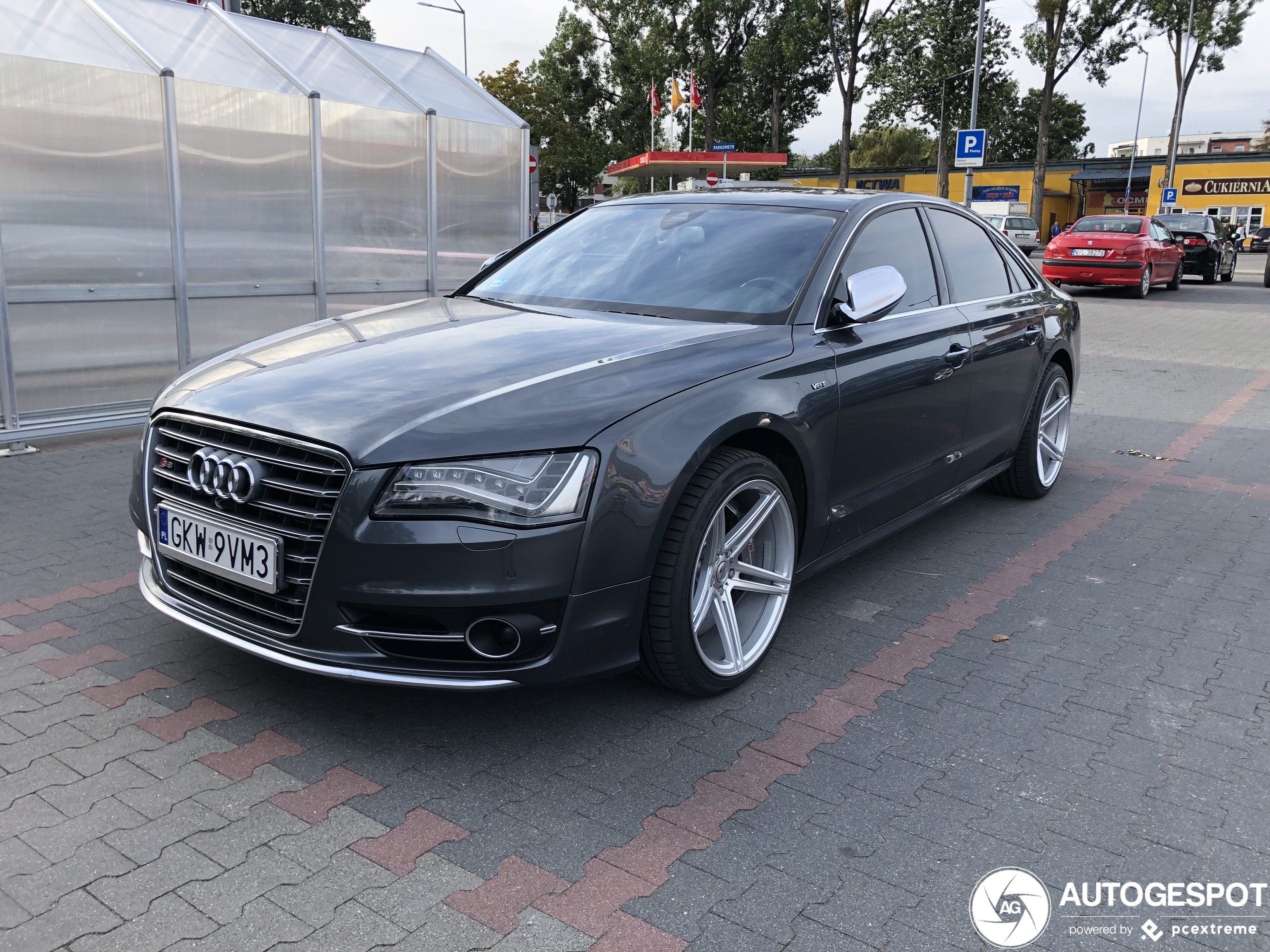 Audi S8 D4