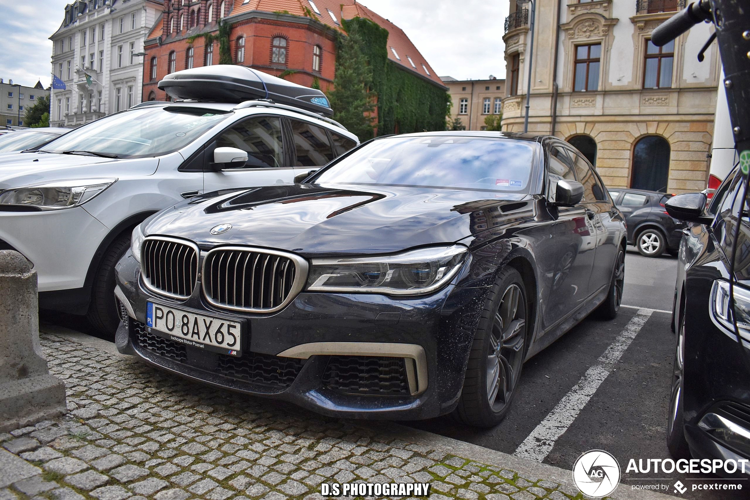 BMW M760Li xDrive