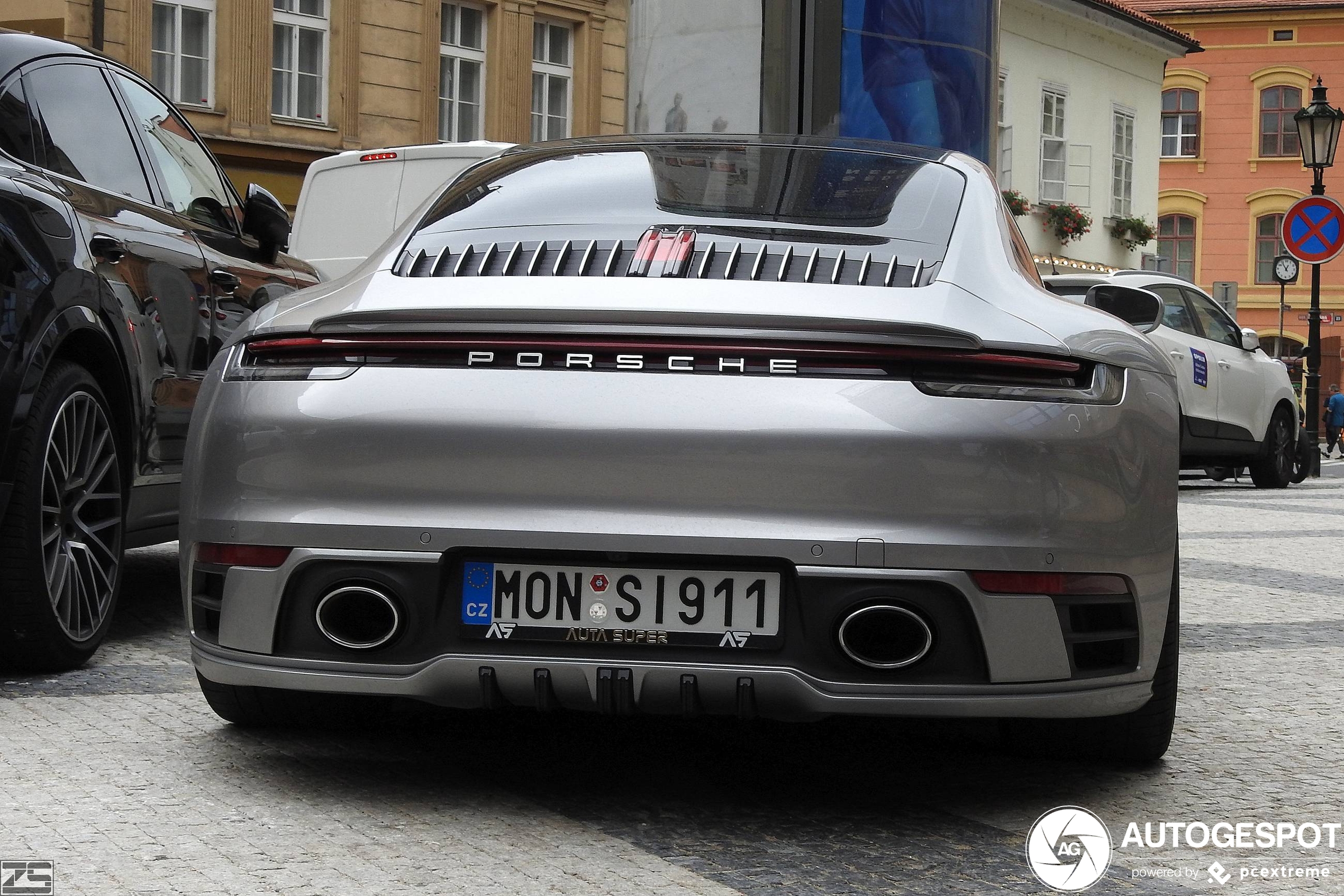 Porsche TechArt 992 Carrera 4S