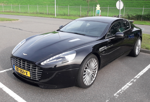 Aston Martin Rapide S