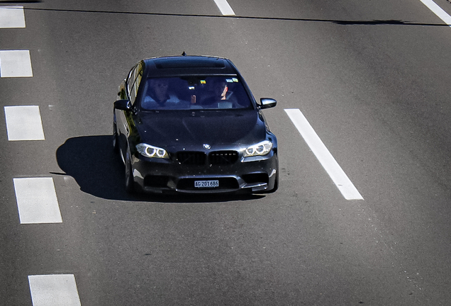 BMW M5 F10 2011