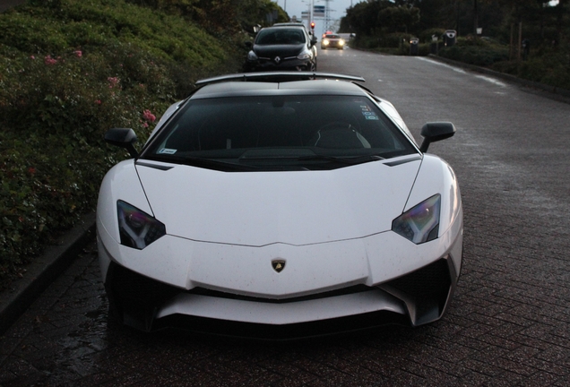 Lamborghini Aventador LP750-4 SuperVeloce Roadster