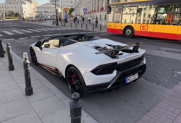 Lamborghini Huracán LP640-4 Performante Spyder