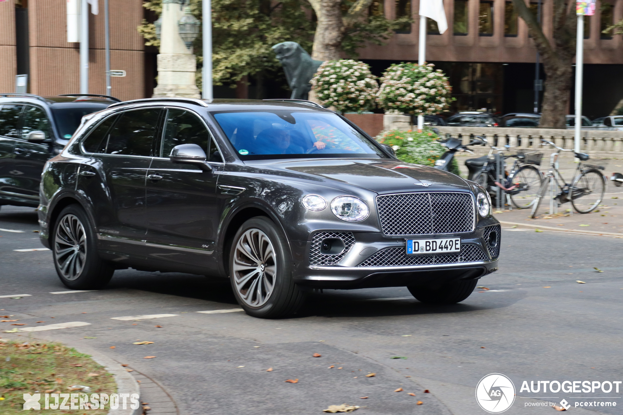 Bentley Bentayga Hybrid 2021 First Edition