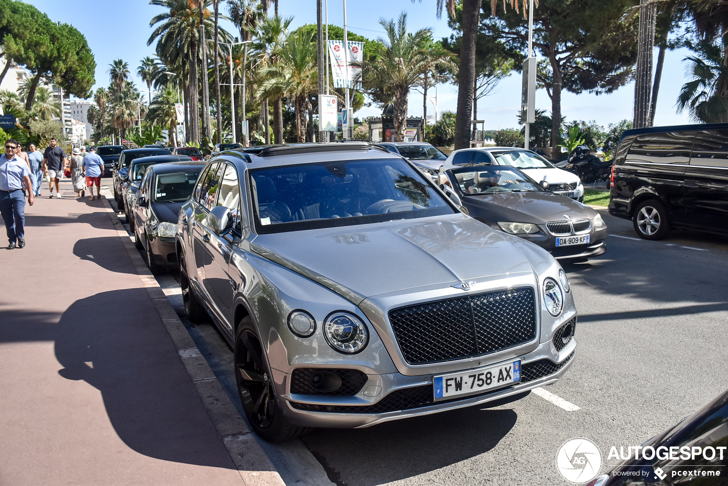 Bentley Bentayga Hybrid