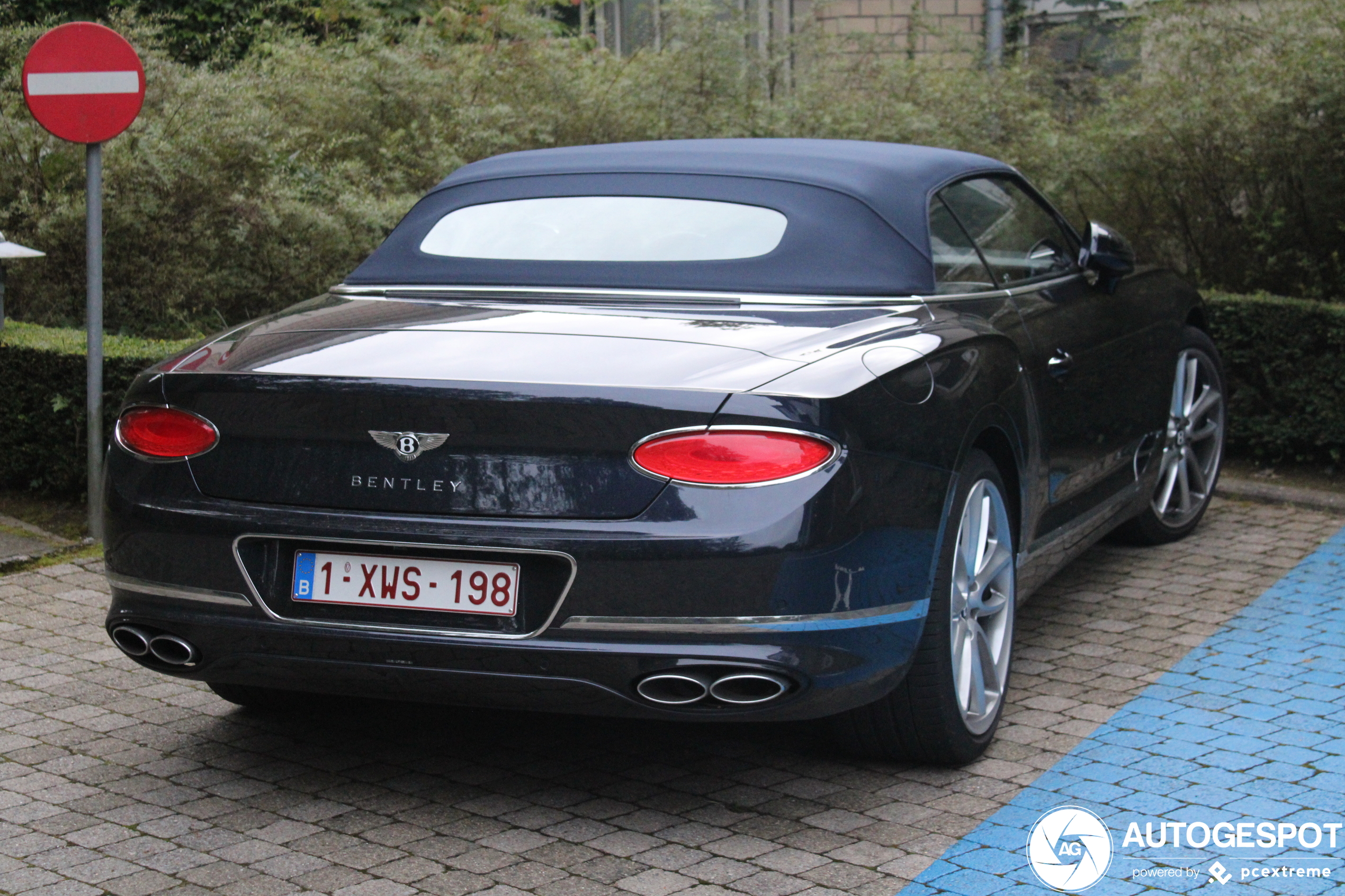 Bentley Continental GTC V8 2020