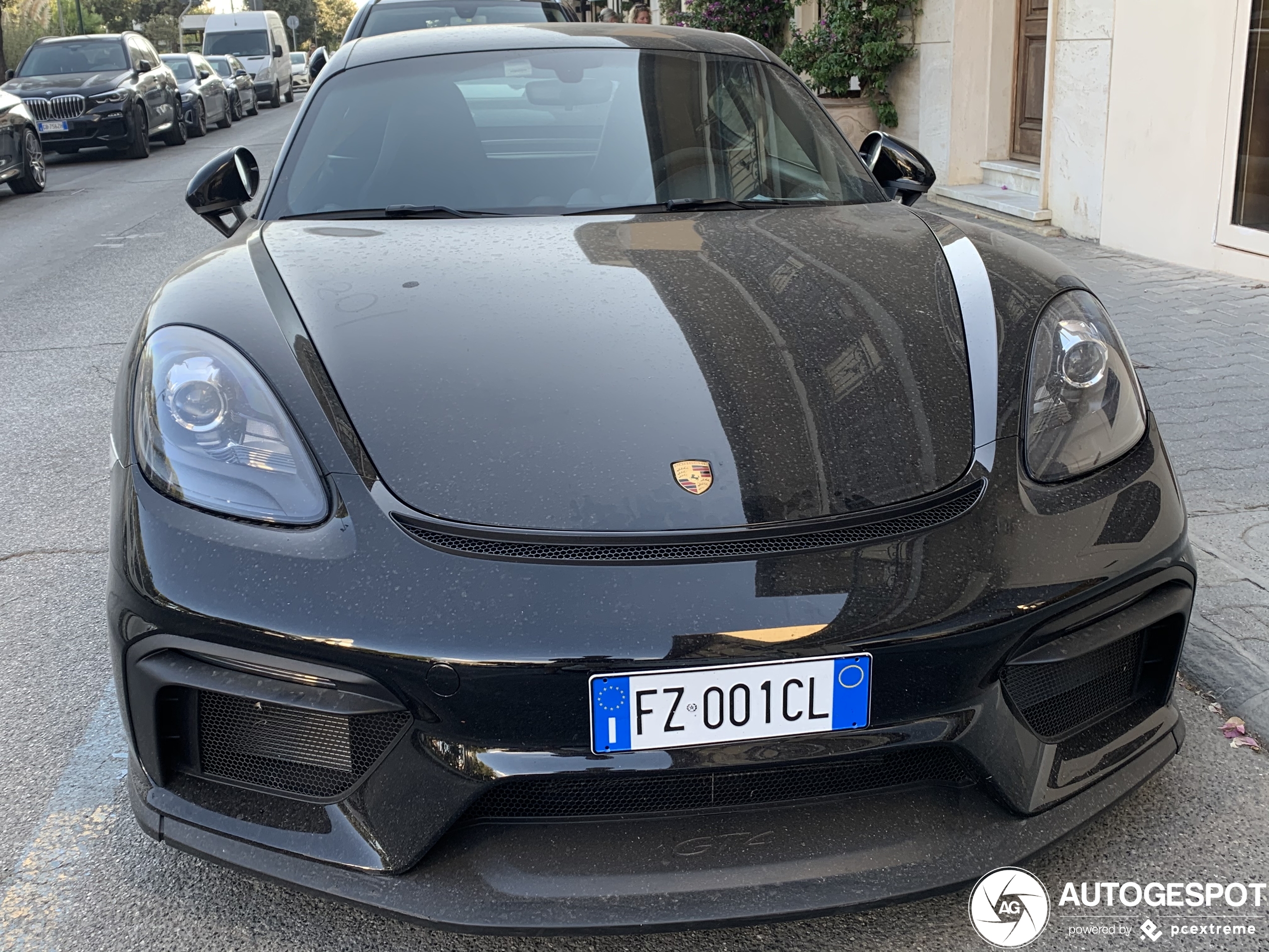 Porsche 718 Cayman GT4