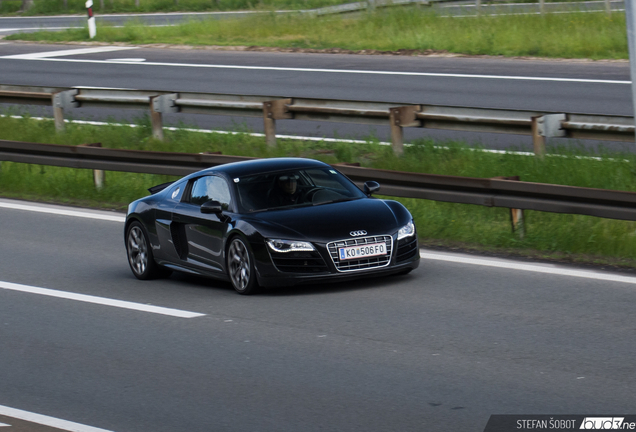 Audi R8 V10