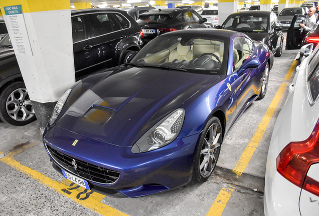 Ferrari California