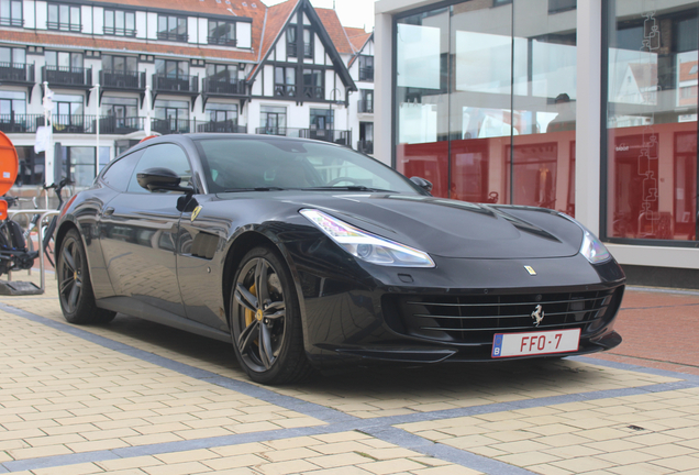 Ferrari GTC4Lusso