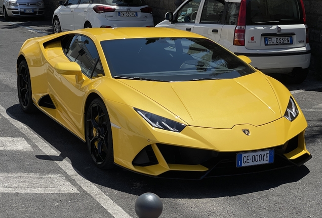 Lamborghini Huracán LP640-4 EVO