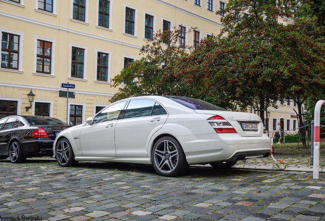 Mercedes-Benz S 63 AMG W221