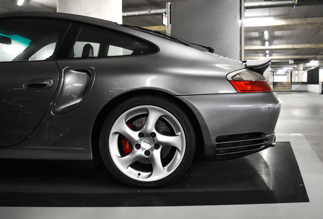 Porsche 996 Turbo