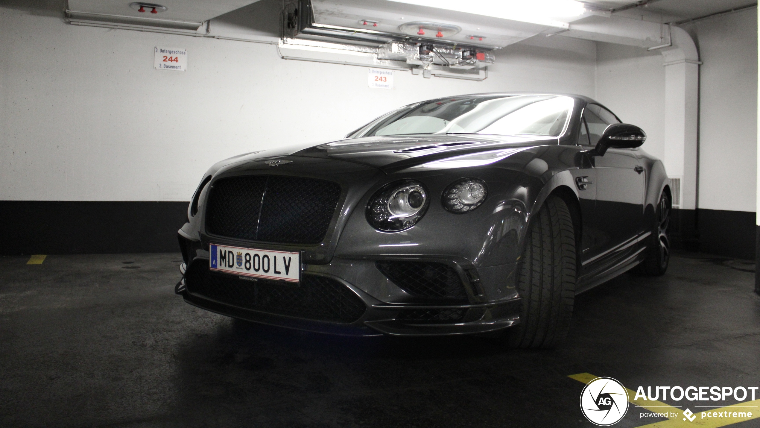 Bentley Continental Supersports Coupé 2018