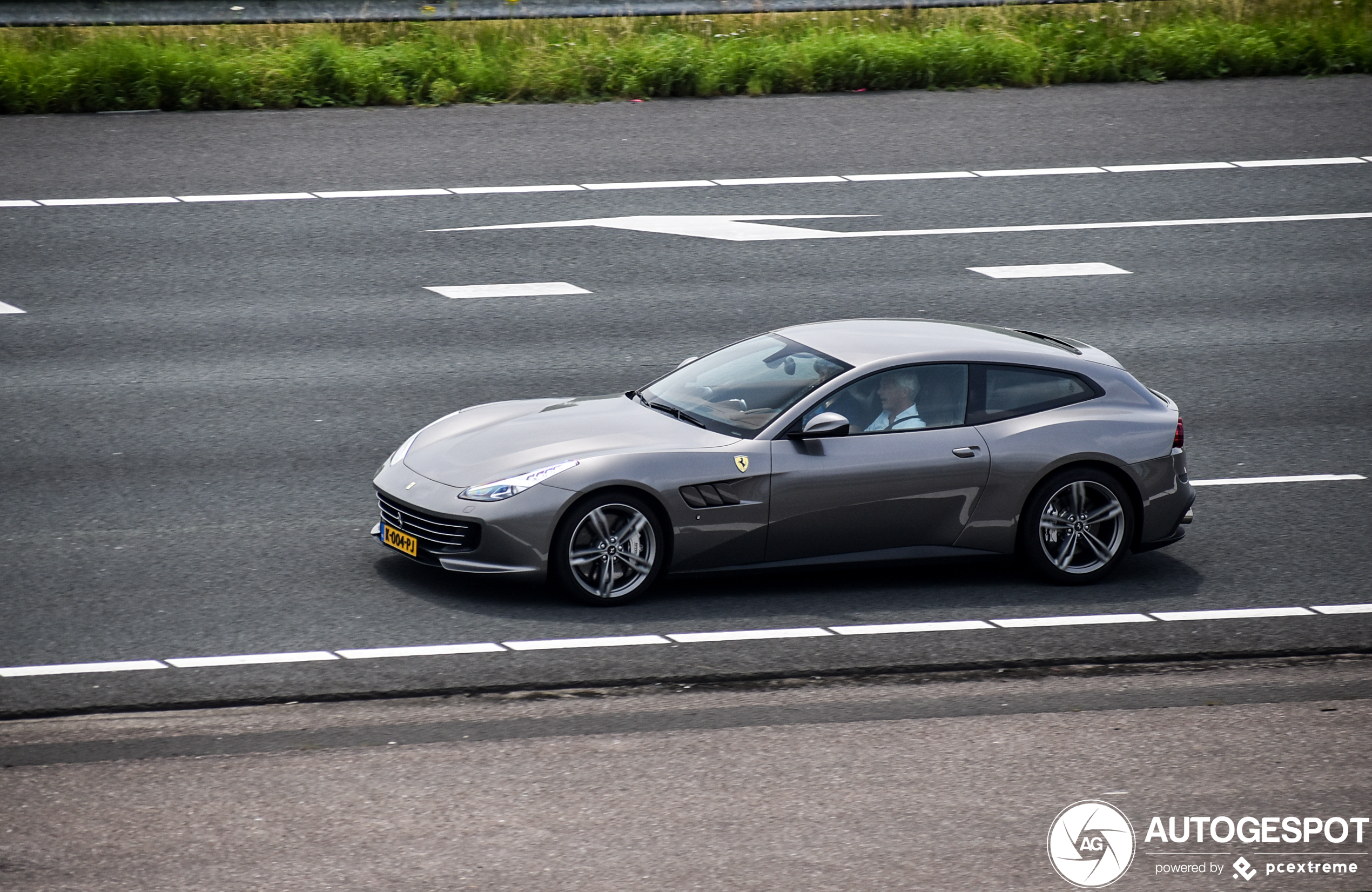 Ferrari GTC4Lusso