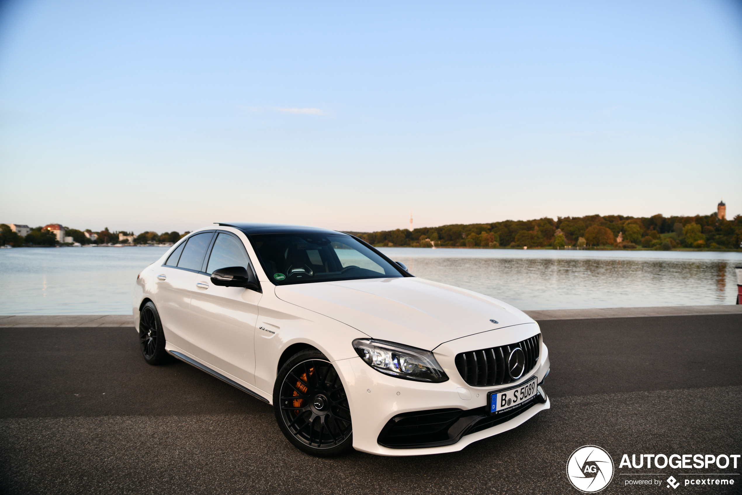 Mercedes-AMG C 63 S W205 2018