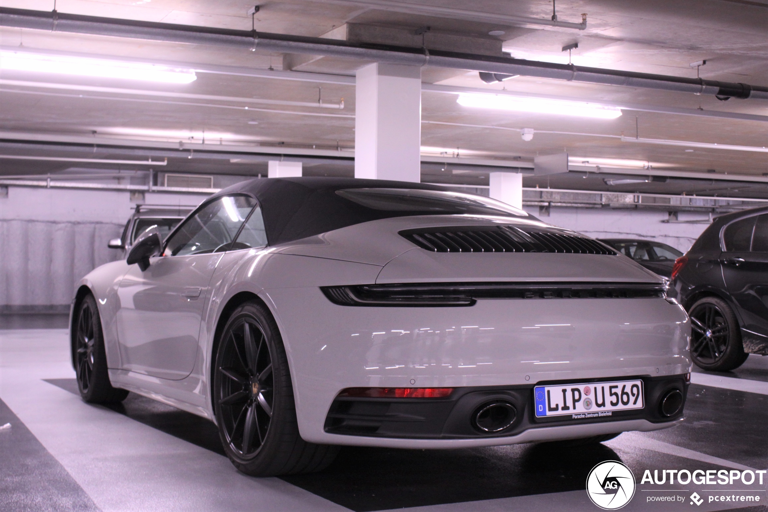 Porsche 992 Carrera 4S Cabriolet