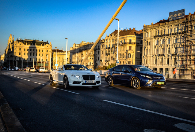 Bentley Continental GTC V8