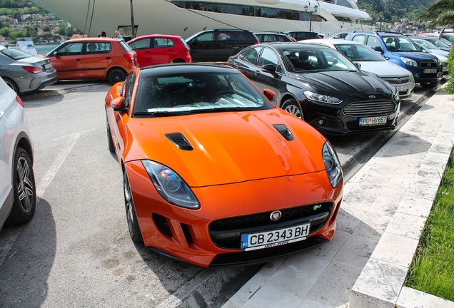 Jaguar F-TYPE R AWD Coupé