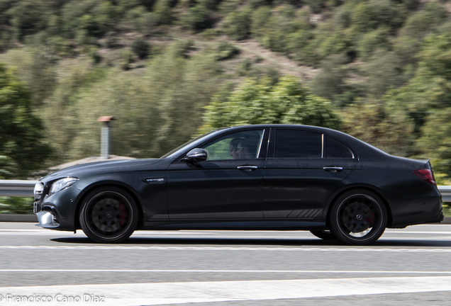 Mercedes-AMG E 63 S W213 Edition 1