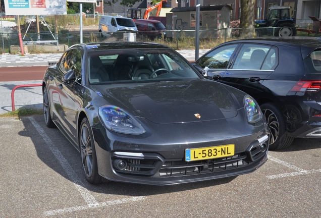 Porsche 971 Panamera Turbo S E-Hybrid