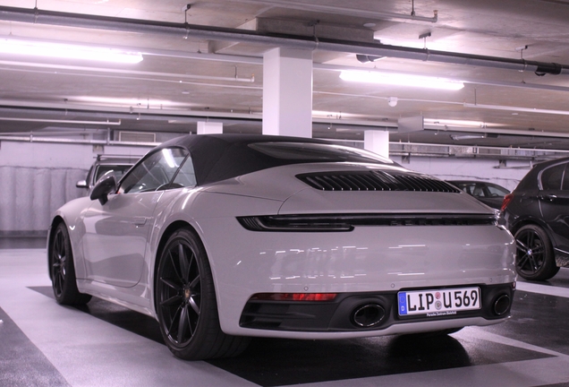 Porsche 992 Carrera 4S Cabriolet