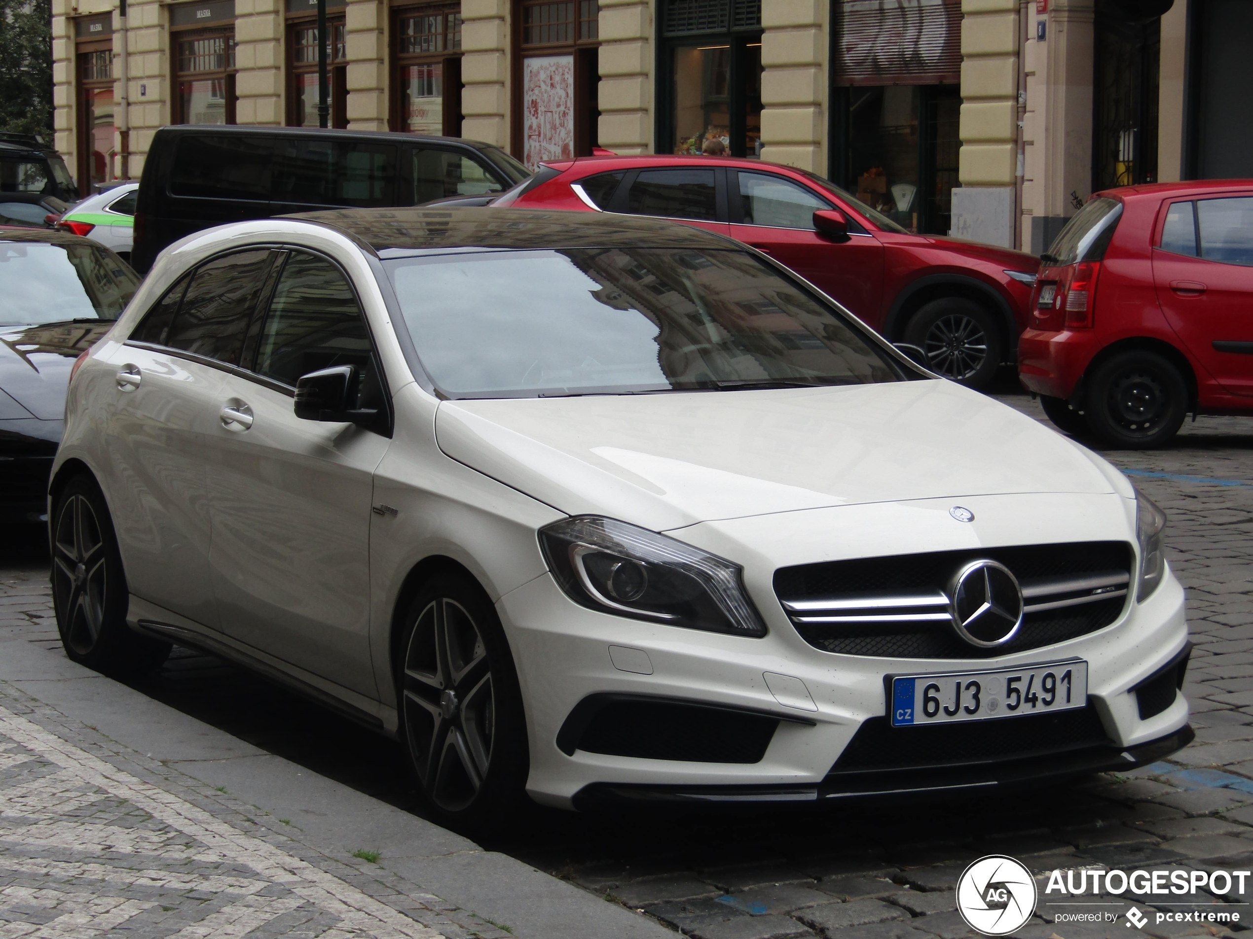 Mercedes-Benz A 45 AMG